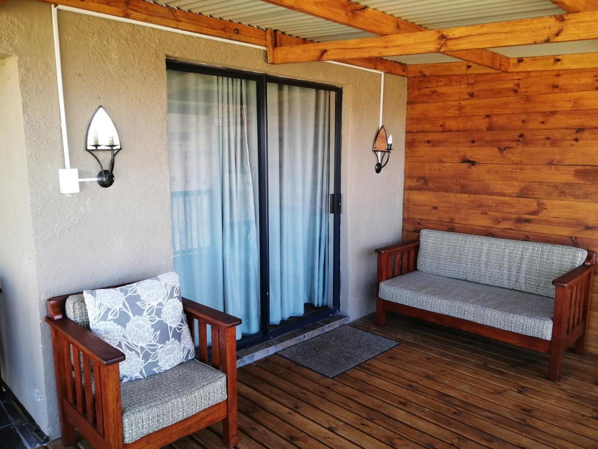 Готель The Fat Mulberry Guest Farm Фоурісбург Екстер'єр фото